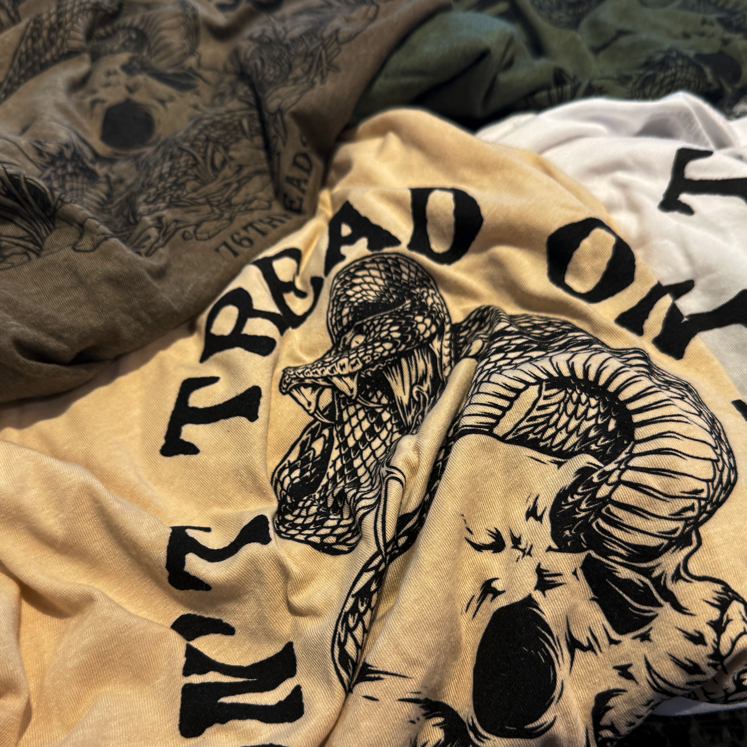 トップス theredthread S motif T-shirt ivory 205647310-1-offwhite?$n_750w$&